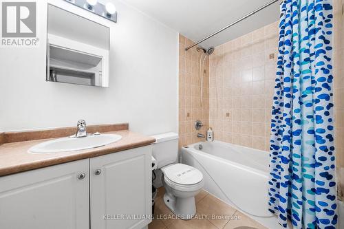 405 - 2464 Weston Road, Toronto, ON - Indoor Photo Showing Bathroom