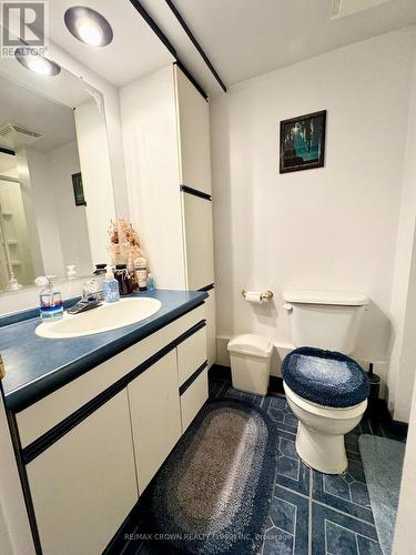 11 Niagara Street, Kapuskasing, ON - Indoor Photo Showing Bathroom