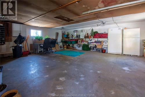 10360 Brook Line, Dresden, ON - Indoor Photo Showing Garage