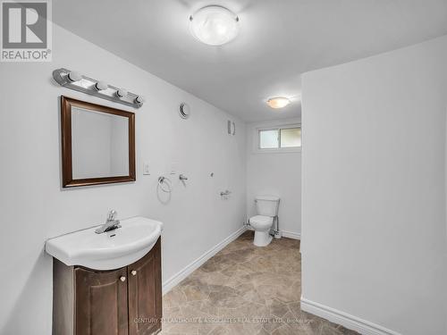 138 Wright Avenue, Belleville, ON - Indoor Photo Showing Bathroom