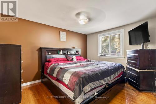 114 St Lawrence Boulevard, London, ON - Indoor Photo Showing Bedroom