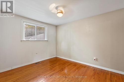 114 St Lawrence Boulevard, London, ON - Indoor Photo Showing Other Room