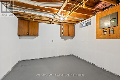 114 St Lawrence Boulevard, London, ON - Indoor Photo Showing Basement