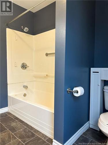 185 Houlton Street, Woodstock, NB - Indoor Photo Showing Bathroom