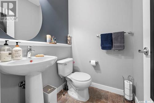 5689 Pearsall Crescent, Regina, SK - Indoor Photo Showing Bathroom