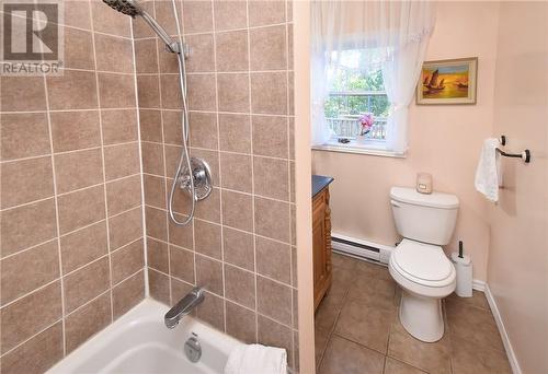 2258 B Highway 540, Little Current, ON - Indoor Photo Showing Bathroom