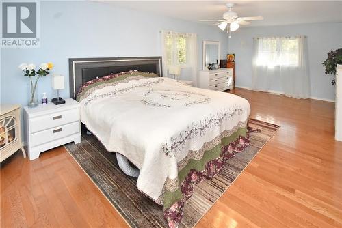 2258 B Highway 540, Little Current, ON - Indoor Photo Showing Bedroom