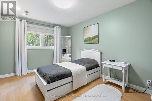 76 Sanders Street W, South Huron (Exeter), ON - Indoor Photo Showing Bedroom