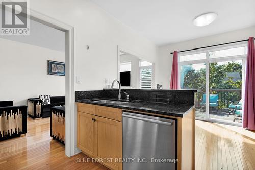 17 - 578 Mcgarrell Place, London, ON - Indoor Photo Showing Kitchen With Double Sink