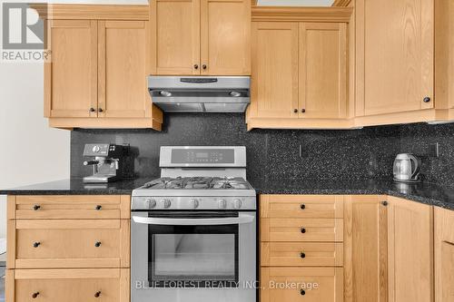 17 - 578 Mcgarrell Place, London, ON - Indoor Photo Showing Kitchen