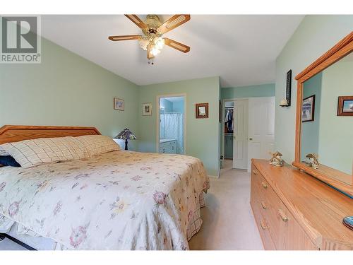 2330 Butt Road Unit# 18, West Kelowna, BC - Indoor Photo Showing Bedroom