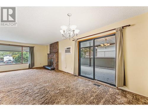 280 Prior Road N, Kelowna, BC - Indoor