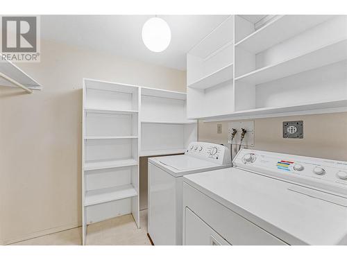 280 Prior Road N, Kelowna, BC - Indoor Photo Showing Laundry Room