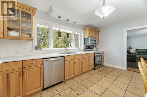 12614 22 Side Road, Halton Hills, ON - Indoor Photo Showing Kitchen With Double Sink