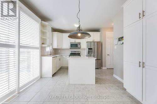 488 Carbert Crescent, Milton, ON - Indoor Photo Showing Kitchen