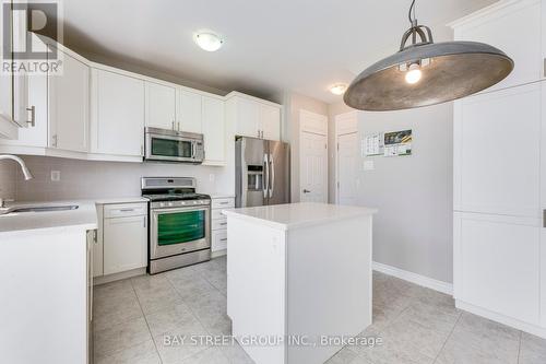 488 Carbert Crescent, Milton, ON - Indoor Photo Showing Kitchen With Stainless Steel Kitchen