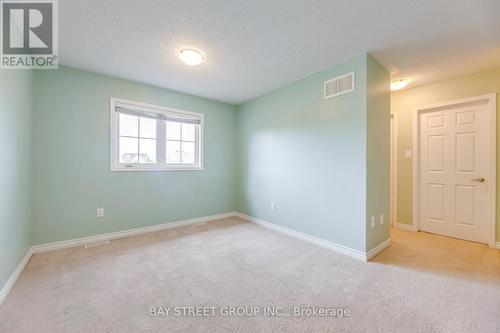 488 Carbert Crescent, Milton, ON - Indoor Photo Showing Other Room