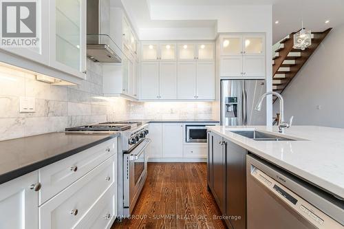 119B Hillside Avenue, Toronto, ON - Indoor Photo Showing Kitchen With Stainless Steel Kitchen With Double Sink With Upgraded Kitchen