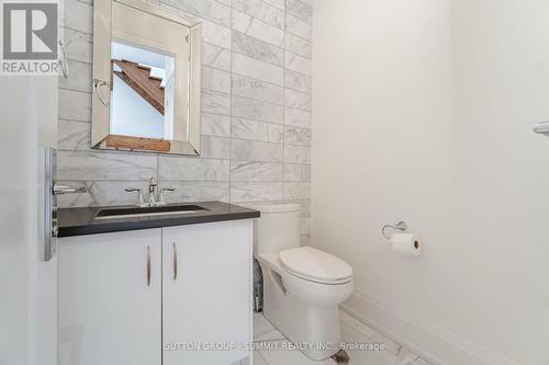 119B Hillside Avenue, Toronto, ON - Indoor Photo Showing Bathroom