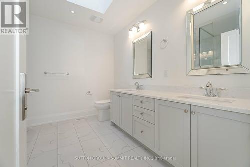 119B Hillside Avenue, Toronto, ON - Indoor Photo Showing Bathroom