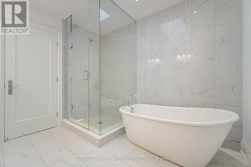 119B Hillside Avenue, Toronto, ON - Indoor Photo Showing Bathroom