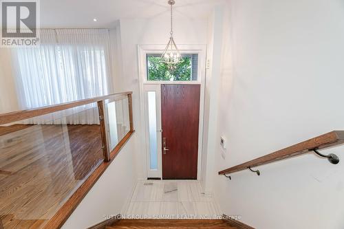 119B Hillside Avenue, Toronto, ON - Indoor Photo Showing Other Room