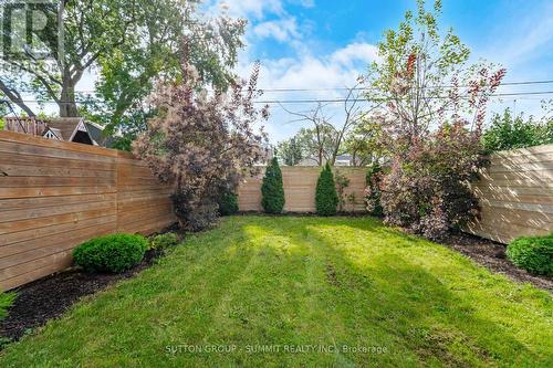 119B Hillside Avenue, Toronto, ON - Outdoor