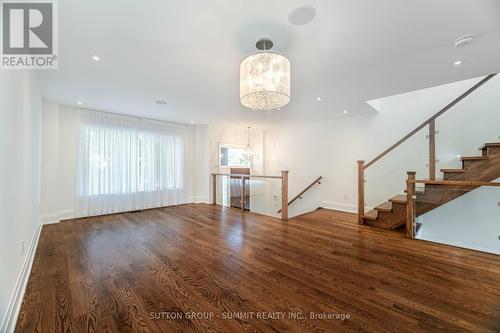 119B Hillside Avenue, Toronto, ON - Indoor Photo Showing Other Room