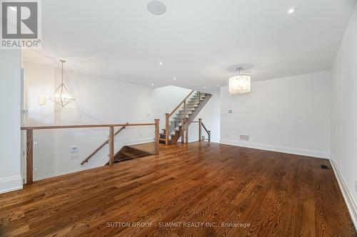 119B Hillside Avenue, Toronto, ON - Indoor Photo Showing Other Room