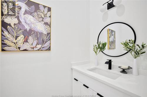 11 Cypress Pointe, Leamington, ON - Indoor Photo Showing Bathroom