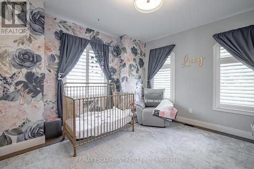 4 Lockman Drive, Hamilton, ON - Indoor Photo Showing Bedroom