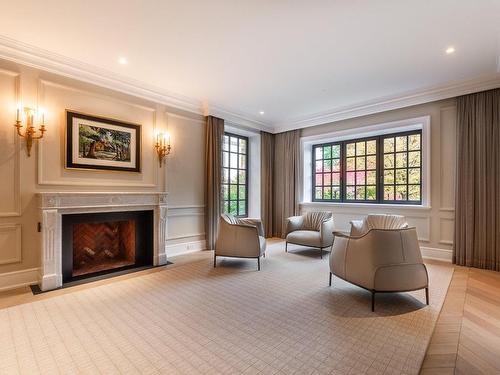 Bureau - 3655 Rue Redpath, Montréal (Ville-Marie), QC - Indoor Photo Showing Living Room With Fireplace