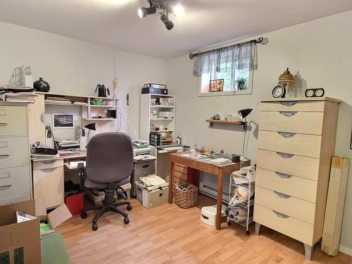 Bureau - 30 Rue De La Montagne, Rouyn-Noranda, QC - Indoor Photo Showing Office