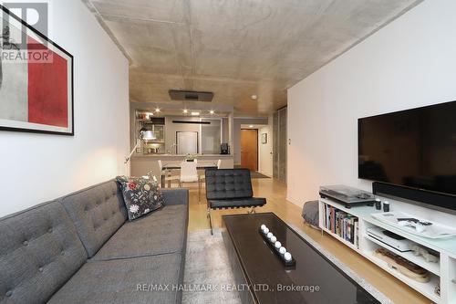 512 - 80 Mill Street, Toronto, ON - Indoor Photo Showing Other Room