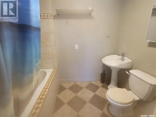 Highway 220 West Of Bulyea, Mckillop Rm No. 220, SK - Indoor Photo Showing Bathroom