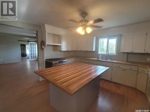 Highway 220 West Of Bulyea, Mckillop Rm No. 220, SK - Indoor Photo Showing Kitchen With Double Sink