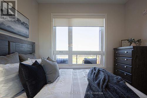 302 - 3265 Carding Mill Trail, Oakville, ON - Indoor Photo Showing Bedroom