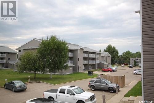 207 1808 Eaglesham Avenue, Weyburn, SK - Outdoor With Balcony