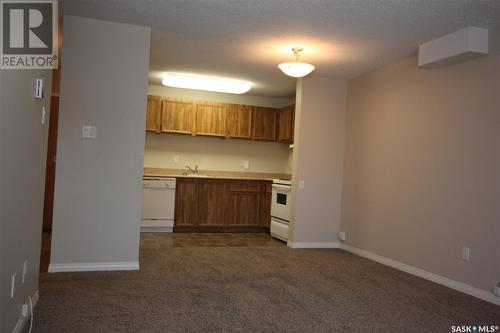 207 1808 Eaglesham Avenue, Weyburn, SK - Indoor Photo Showing Other Room