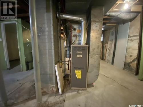 3622 Dewdney Avenue, Regina, SK - Indoor Photo Showing Basement