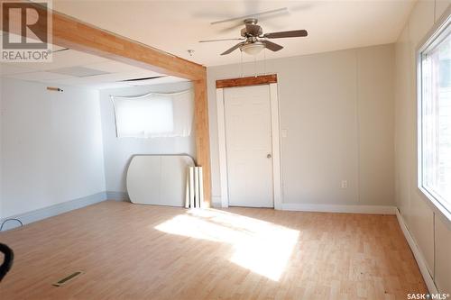 206 7Th Avenue W, Assiniboia, SK - Indoor Photo Showing Other Room