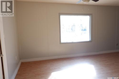 206 7Th Avenue W, Assiniboia, SK - Indoor Photo Showing Other Room