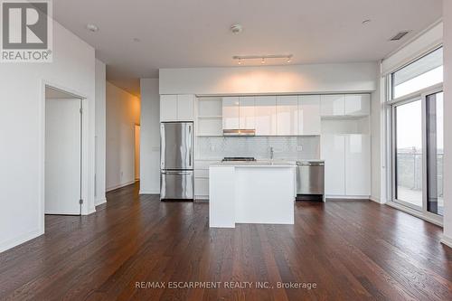 508 - 2520 Eglinton Avenue W, Mississauga, ON - Indoor Photo Showing Kitchen