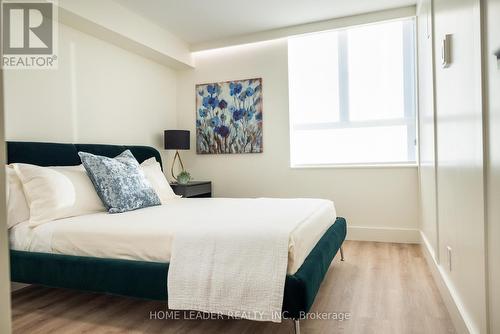 902 - 5280 Lakeshore Road, Burlington, ON - Indoor Photo Showing Bedroom