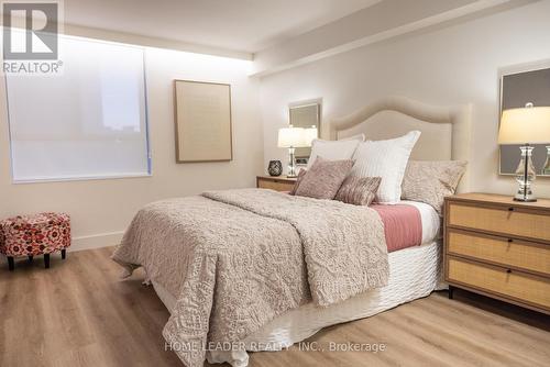 902 - 5280 Lakeshore Road, Burlington, ON - Indoor Photo Showing Bedroom