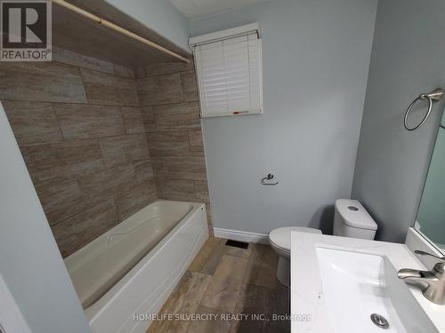 1 - 30 Castlehill Road, Brampton, ON - Indoor Photo Showing Bathroom