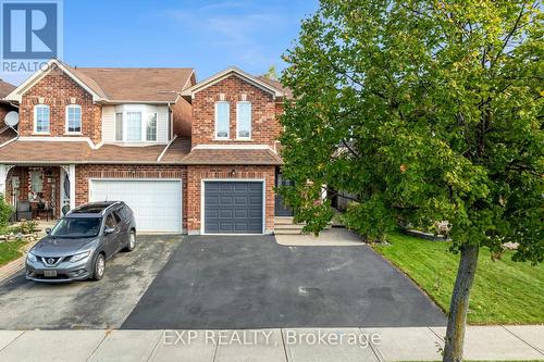 95 Tomahawk Drive, Grimsby, ON - Outdoor With Facade