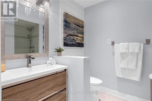 46 Terrace Drive, Hamilton, ON - Indoor Photo Showing Bathroom