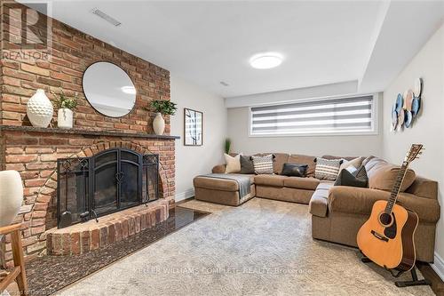 46 Terrace Drive, Hamilton, ON - Indoor Photo Showing Living Room With Fireplace