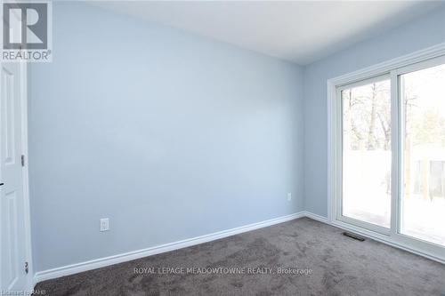 2033 Brampton Street, Hamilton, ON - Indoor Photo Showing Other Room